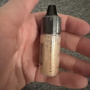 Luminess Air Love Airbrush Illuminator 0.25 fl oz - NEW AND FACTORY SEALED!